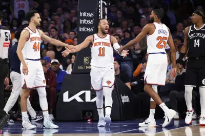 Knicks easily handle tanking Nets for fourth straight win