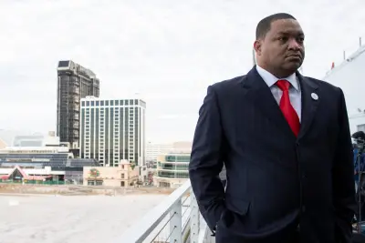 Marty Small wins second term as Atlantic City mayor despite abuse allegations