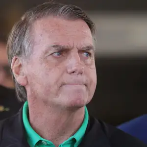 Bolsonaro, Brazil’s Former President, Ordered to Wear Ankle Monitor Before Trial