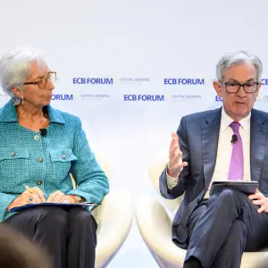 Trump’s Attacks on Powell and the Fed Ripple Through Global Economy