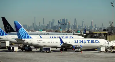 United Airlines warns profit still suffering from Newark chaos — but travel demand picking up