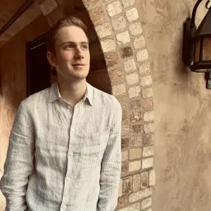 Young flight instructor with ‘intense love’ for flying killed in plane crash a month after landing commercial pilot job offer