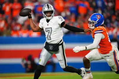 Broncos’ stout defense keeps Raiders in check to win seventh straight game