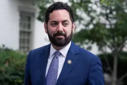 Republican Mike Lawler plugs ‘lying sack of ‘s–t’ Andrew Cuomo for NYC mayor — as ‘lesser of two evils’ over Mamdani